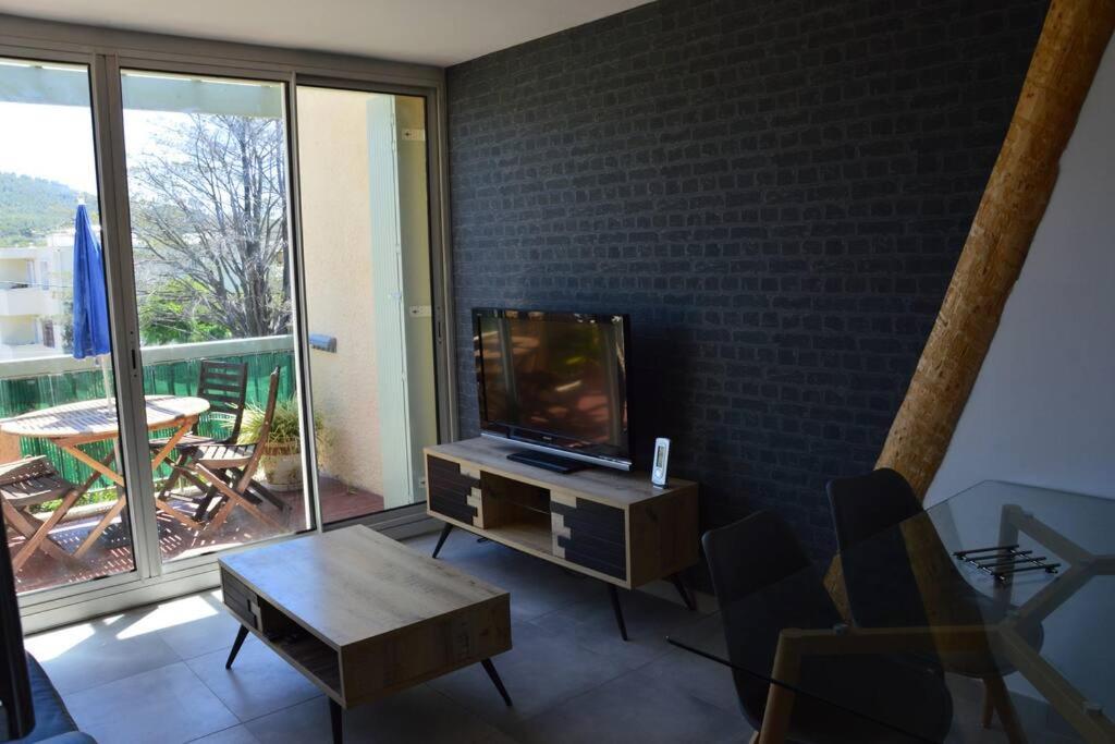 Le Sof Paradis Grand T2 Sur La Plage Des Lecques Saint-Cyr-sur-Mer Exterior foto